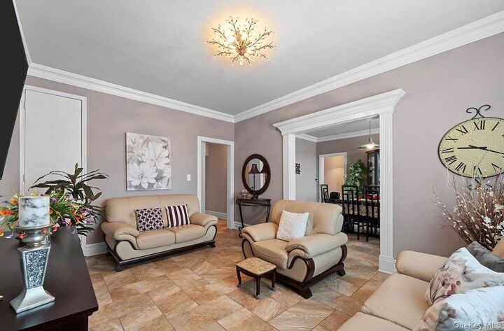 Property Photo:  9031 Fort Hamilton Parkway 5G  NY 11209 