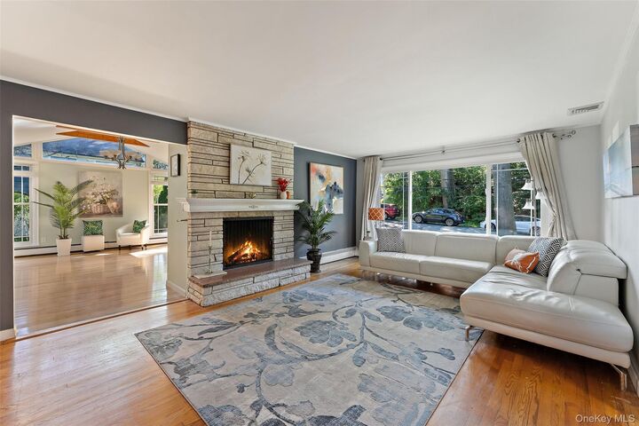 Property Photo:  12 Longspur Road  NY 10701 