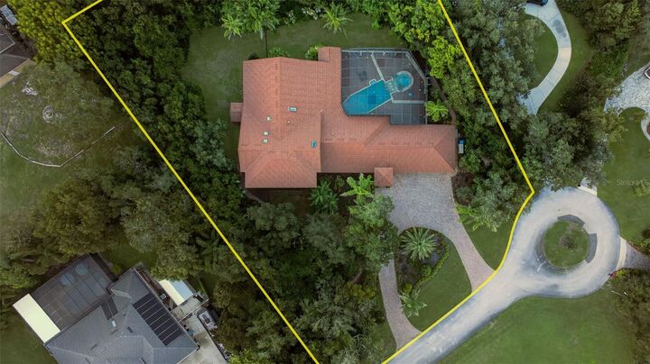 Property Photo:  817 Hail Court  FL 32127 