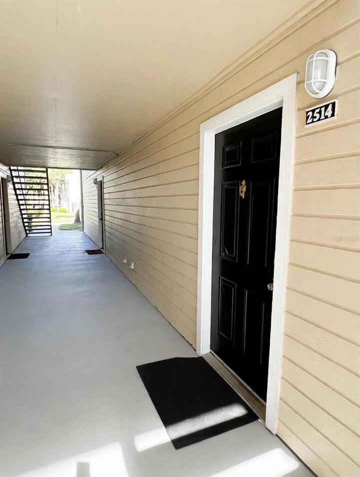 Property Photo:  1031 South Hiawassee Road 2514  FL 32835 