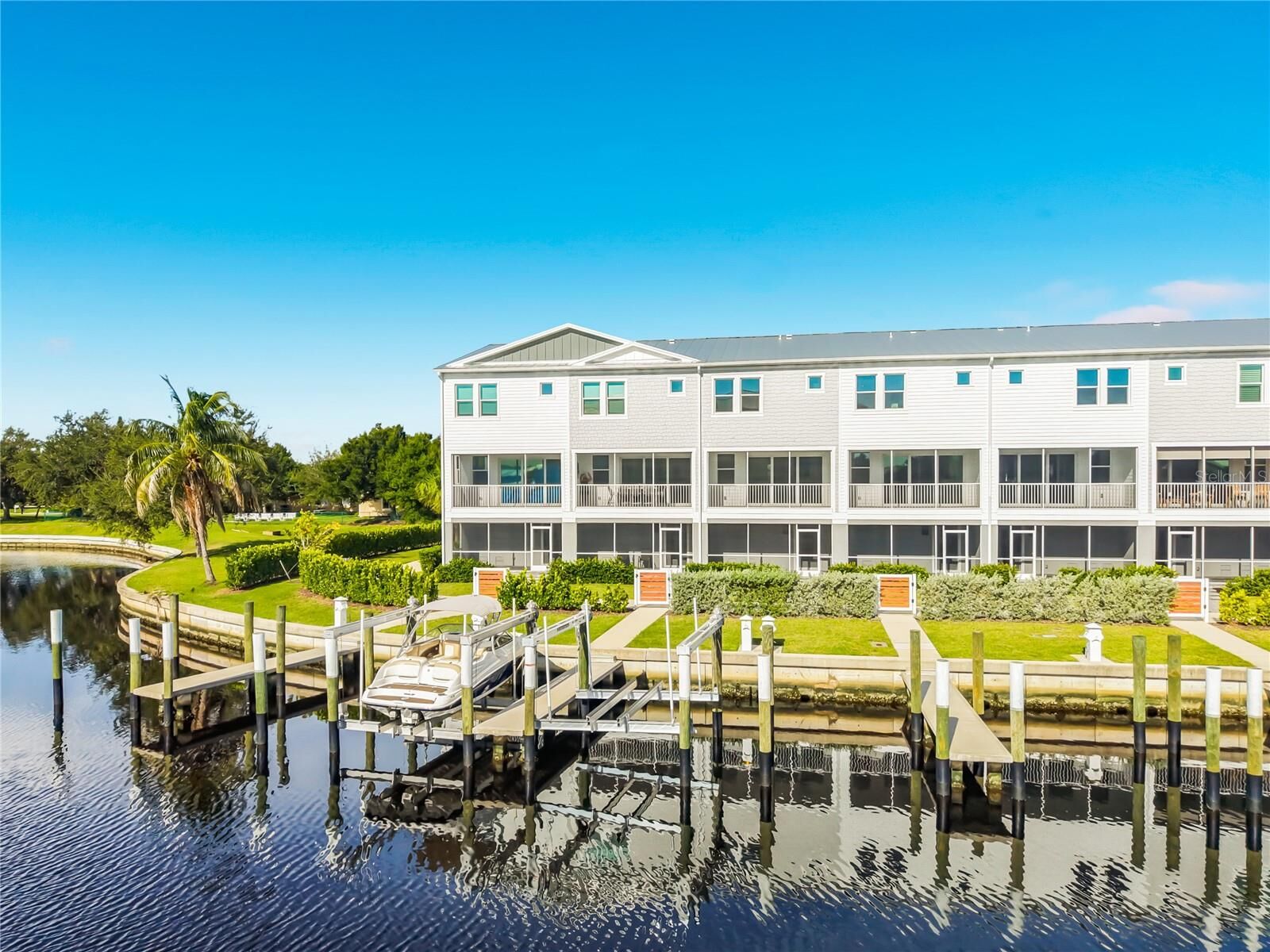 Property Photo:  1617 Sea Haven Drive 507  FL 33950 