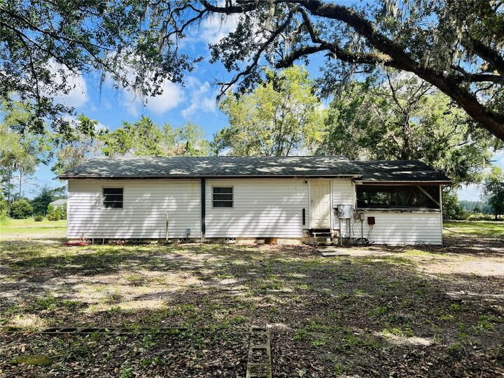 Property Photo:  3324 Taylor Avenue  FL 33521 