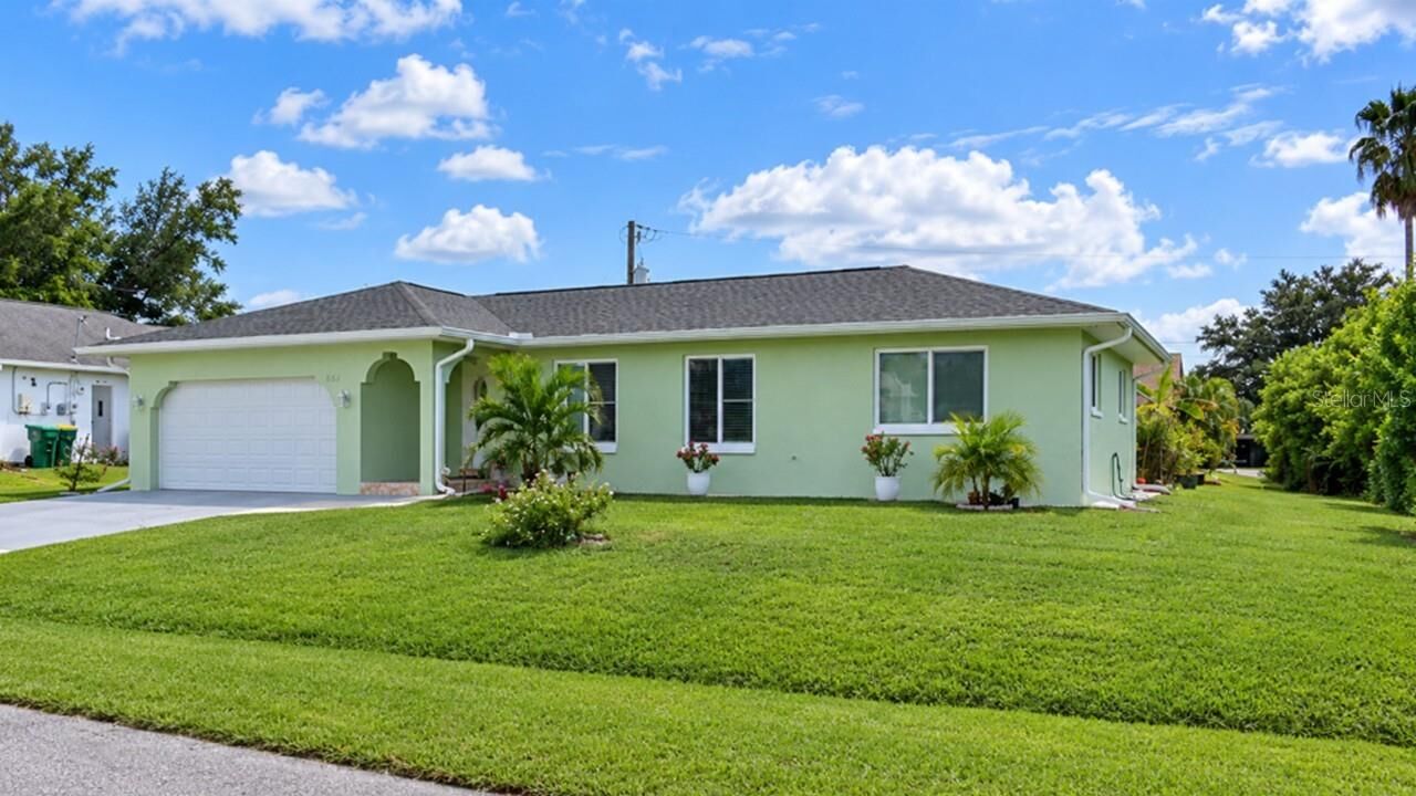 Property Photo: 266 Warwick Street NW FL 33952