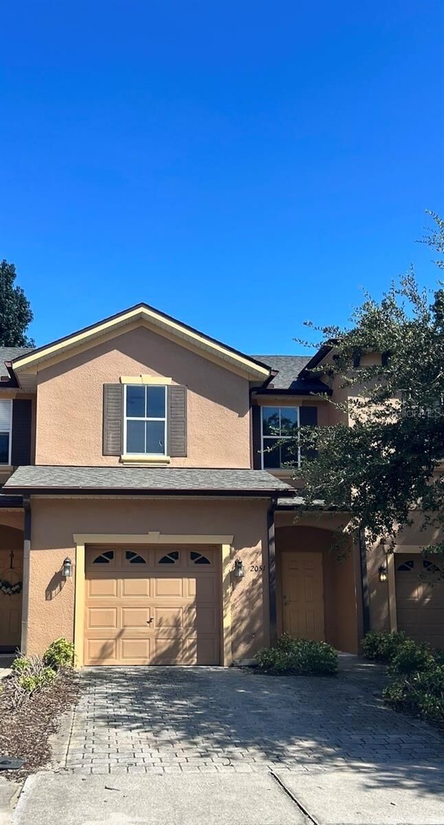 Property Photo: 2051 Retreat View Circle FL 32771