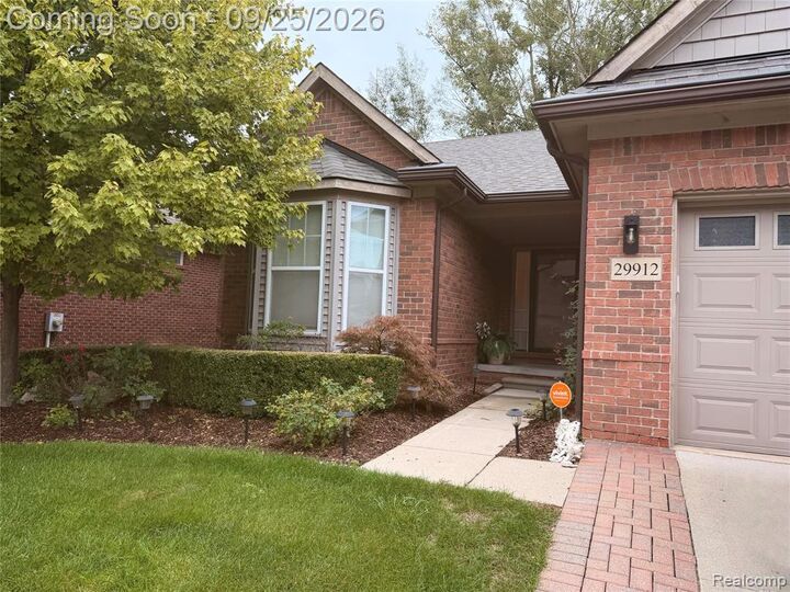 Property Photo: 29912 Trailwood Drive MI 48092 6302