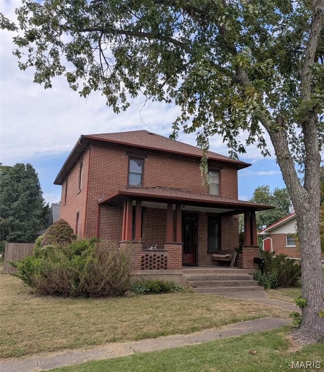Property Photo:  511 S 3rd Street  MO 65066 