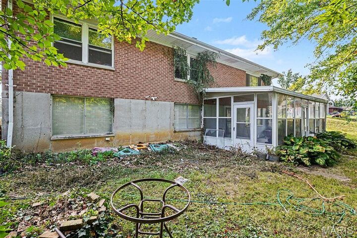 Property Photo:  818 S Rapp Avenue  IL 62236 