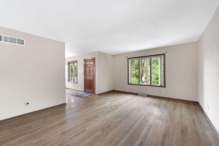 Property Photo: 250 N 115th St WI 53226