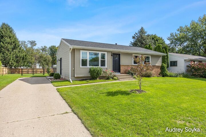 Property Photo:  237 Roberta Jayne Drive SE  MI 49331 