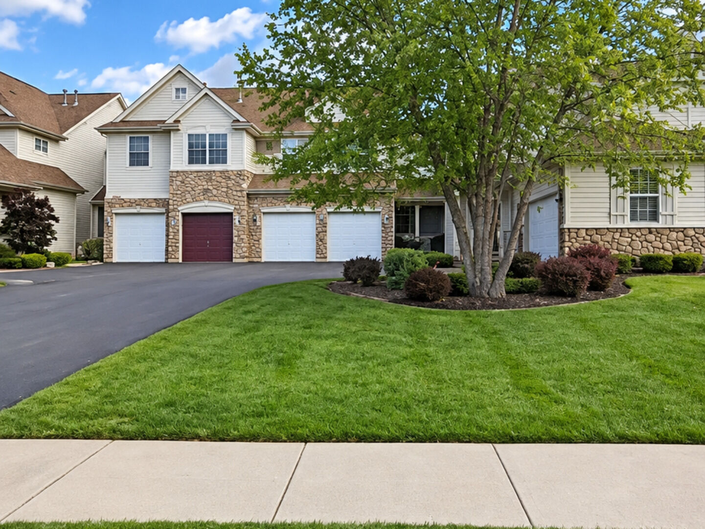 Property Photo: 8638 Saddlebred Court IL 60423