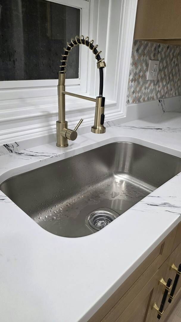 Property Photo:  1442 W Chestnut Street G  IL 60642 