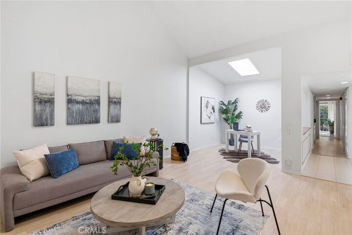 Property Photo:  3 Willow Tree Lane  CA 92612 