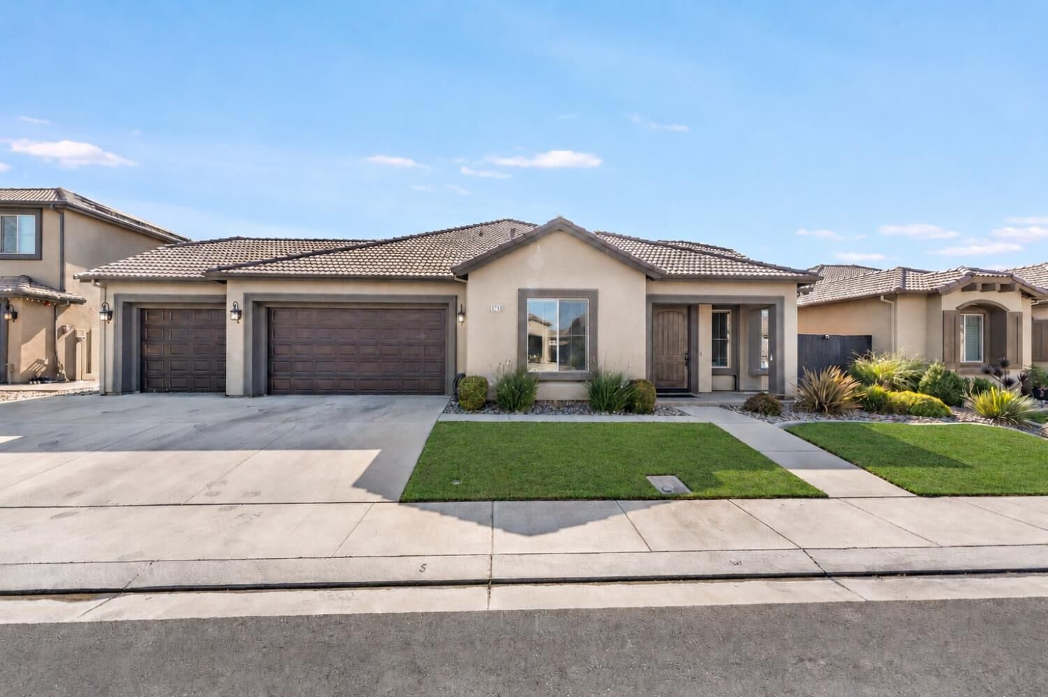 Property Photo: 8738 N Bellagio Drive CA 95324
