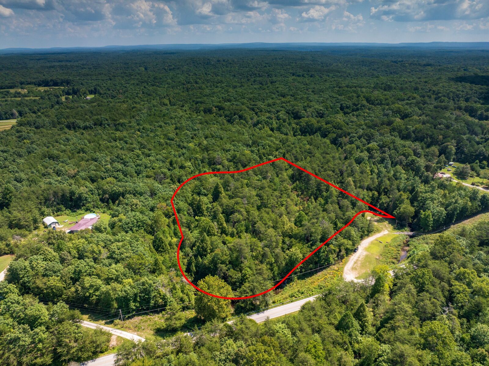 Property Photo: 0 Northcutts Cove Rd TN 37305