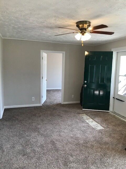 Property Photo:  606 Lynn St  TN 37129 