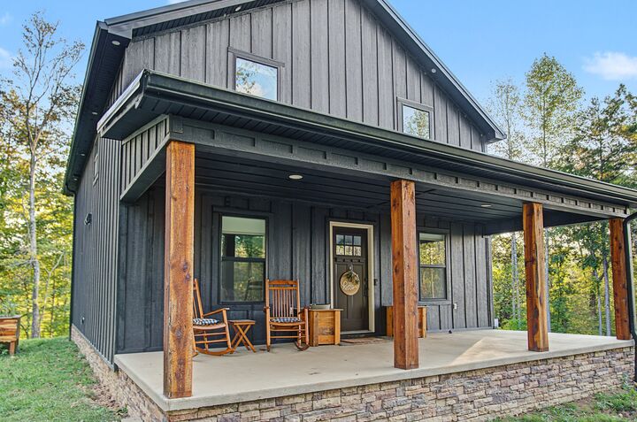 Property Photo: 2561 Cold Springs Rd TN 37083