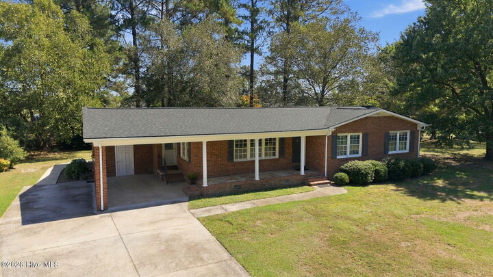 Property Photo: 309 Forest Drive NC 28551