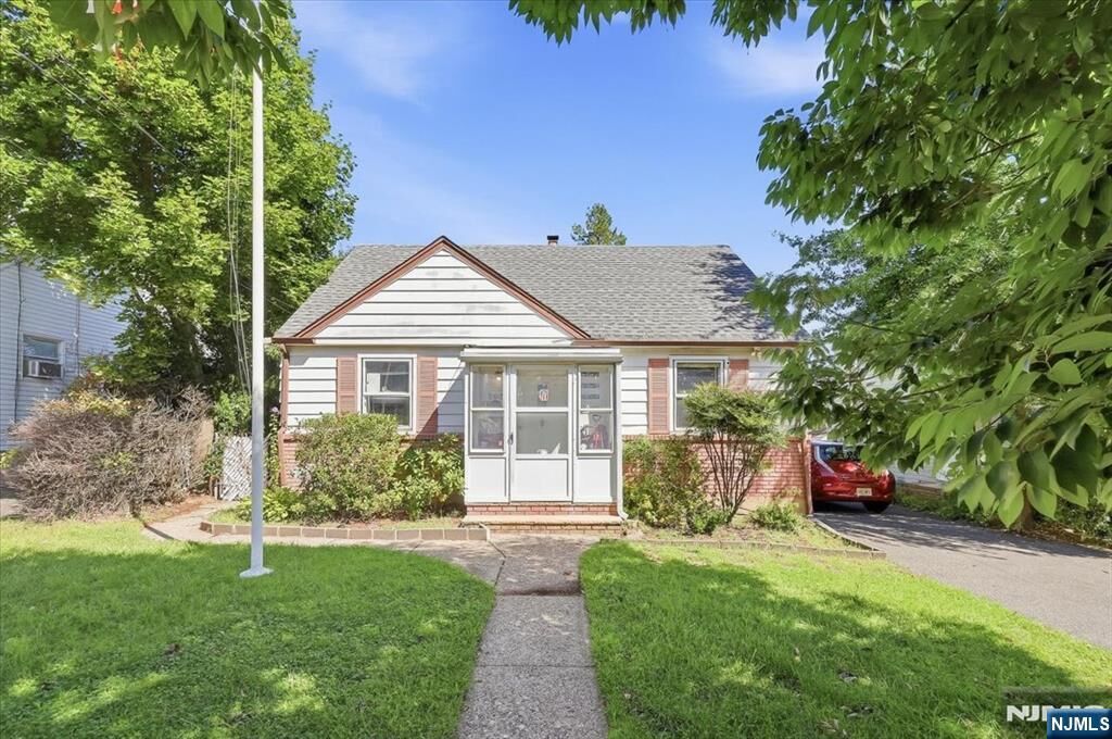 Property Photo:  108 Fordham Road  NJ 07013 