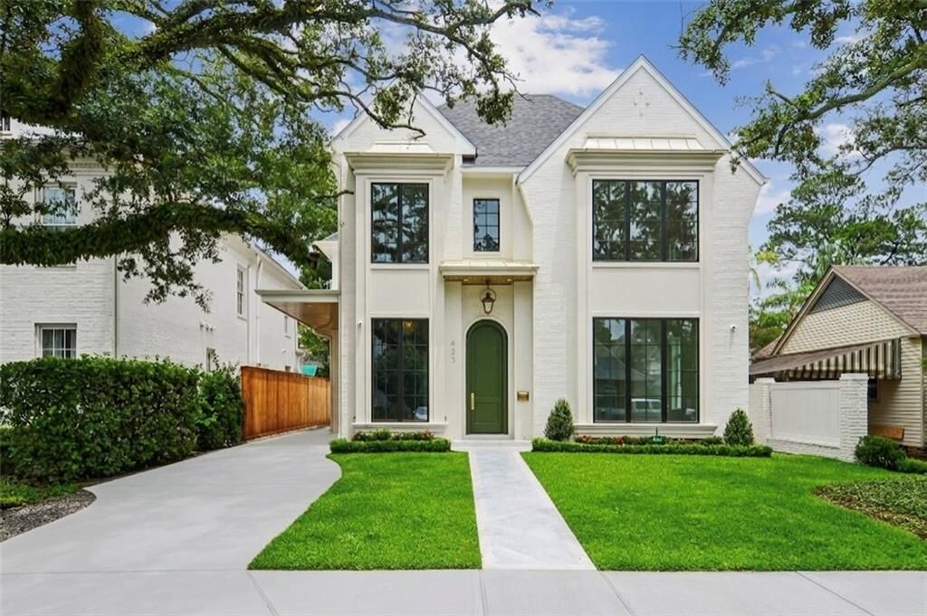Property Photo:  423 Betz Place  LA 70005 