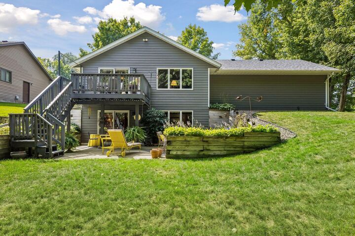Property Photo:  705 Schubert Drive  MN 55313 