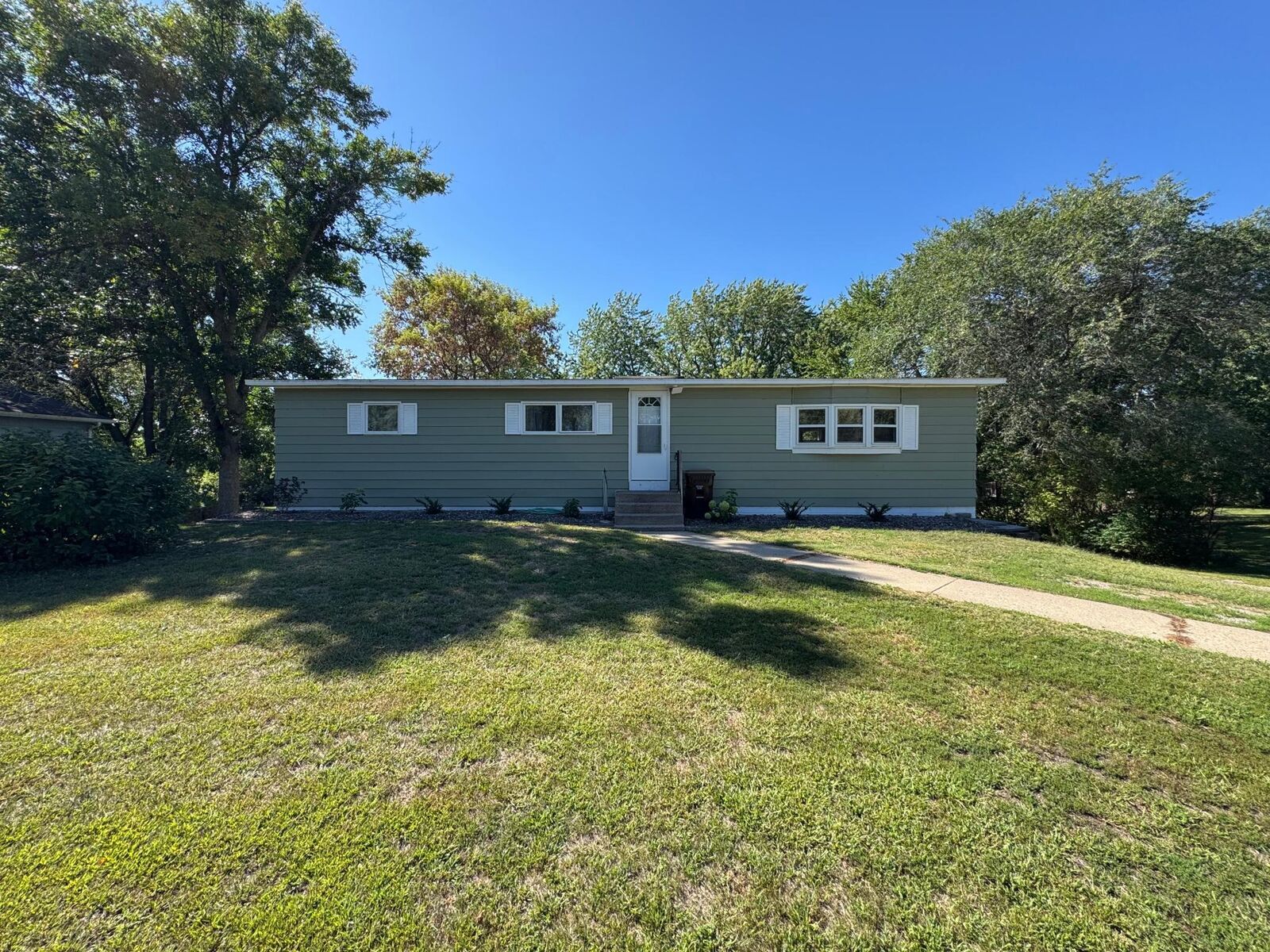 Property Photo: 3083 Abert Avenue NE MN 55313