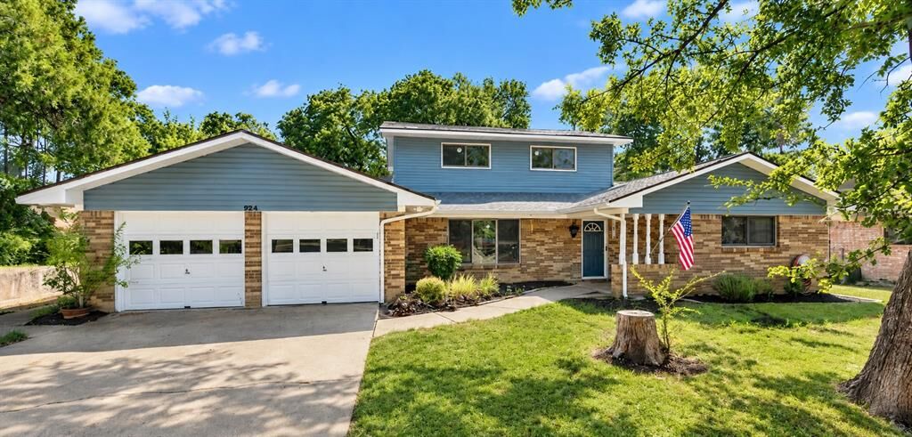 Photo de la propriété:  924 Wade Drive  TX 76022 