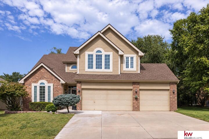 Property Photo:  2502 Morrie Drive  NE 68123 