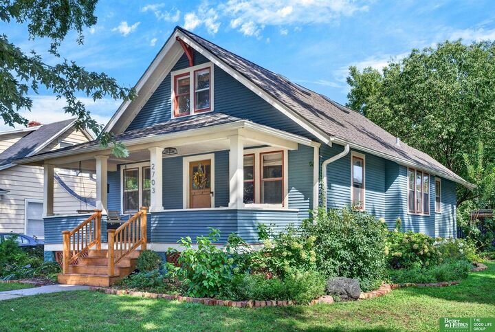 Property Photo: 2703 N 63 Street NE 68104