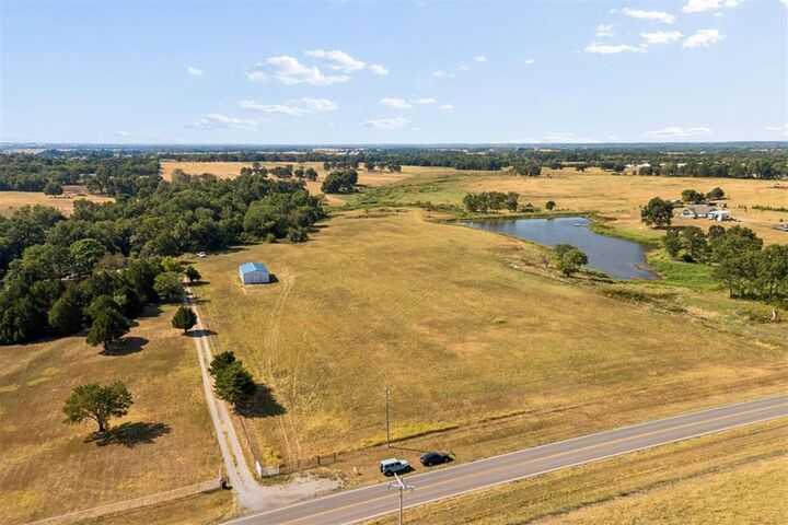 Property Photo: 10150 Slaughterville Road OK 73051