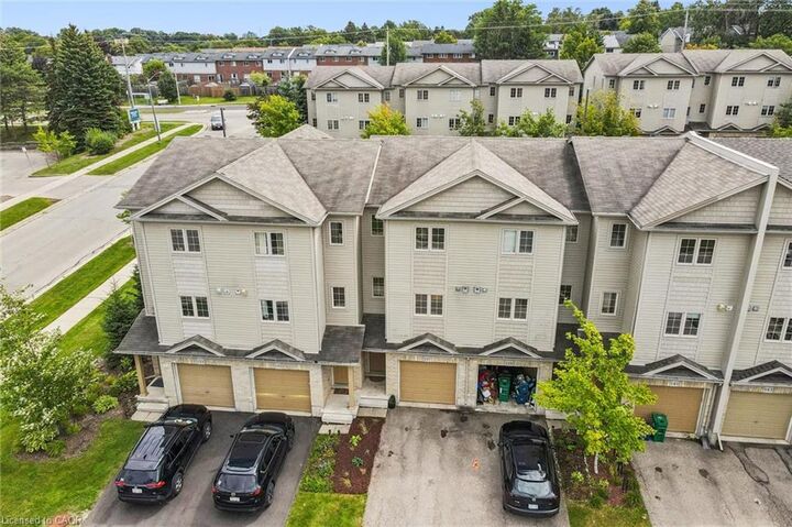 Property Photo:  137 Highland Crescent  ON N2M 0A1 