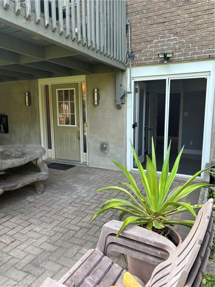 Property Photo:  59 Nathaniel Crescent B  ON N2P 1L3 