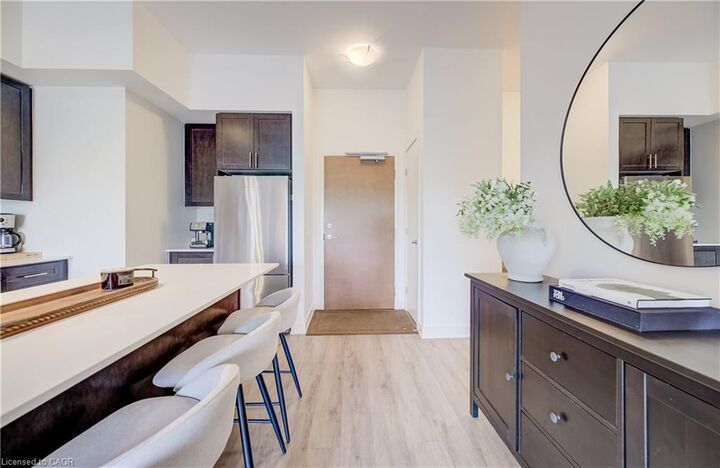 Property Photo:  320 Plains Road E 614  ON L7T 0C1 