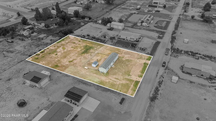Property Photo: 1787 E Perkinsville Road AZ 86323