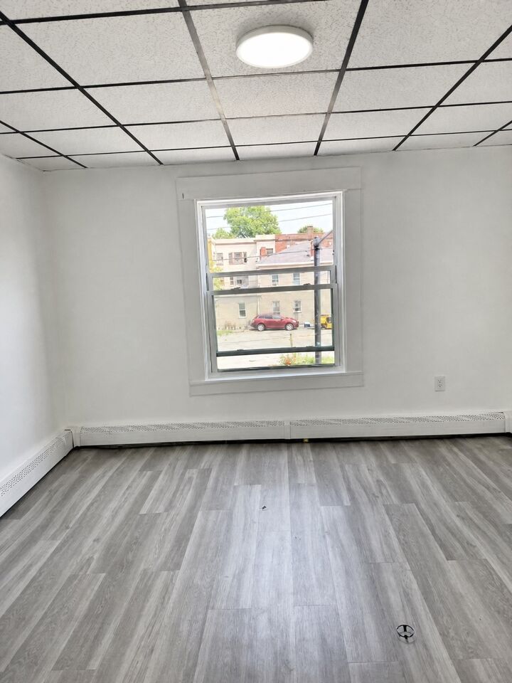 Property Photo:  66 Broadway 2R  MA 01844 