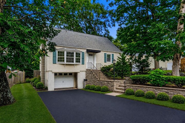 Property Photo: 906 Boston Rd MA 01821