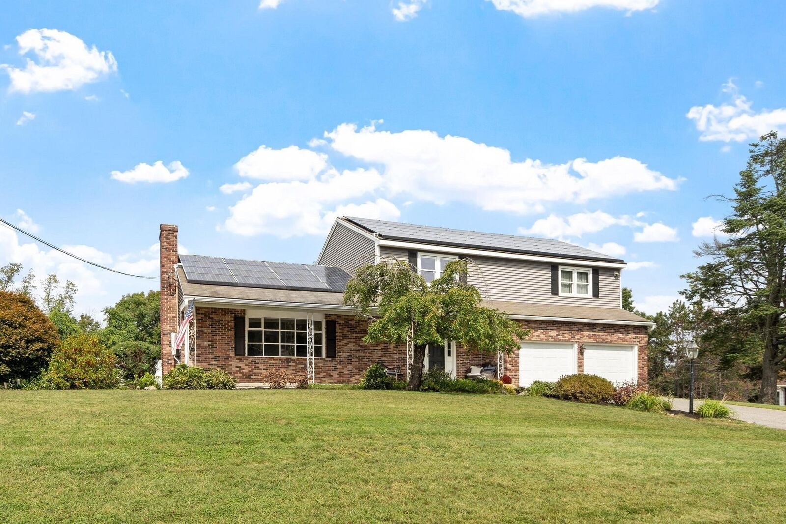 Property Photo:  53 Hardy Drive  MA 01453 