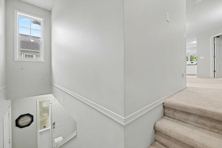 Property Photo:  7171 Coach Hill Road SW 4105  AB T3H 3R7 