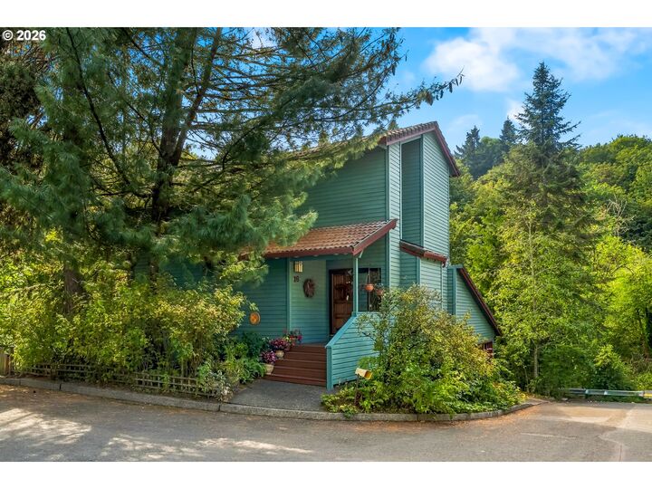 Property Photo: 16 SW Canby St OR 97219