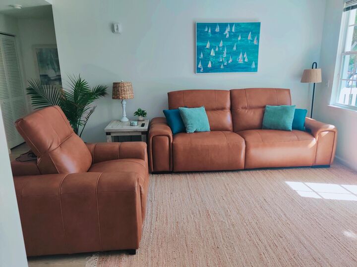 Property Photo:  224 E Murcia Drive 201  FL 33458 