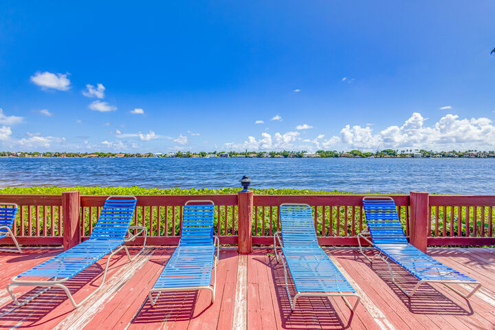 Property Photo: 104 Half Moon Circle #A3 FL 33462
