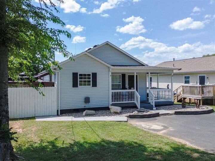 Property Photo:  1008 Lewis Avenue  KY 42101 