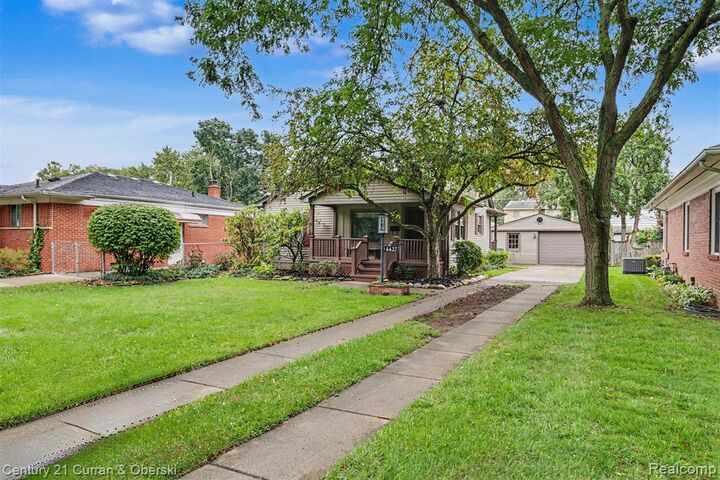 Property Photo: 4437 Merrick Street MI 48125