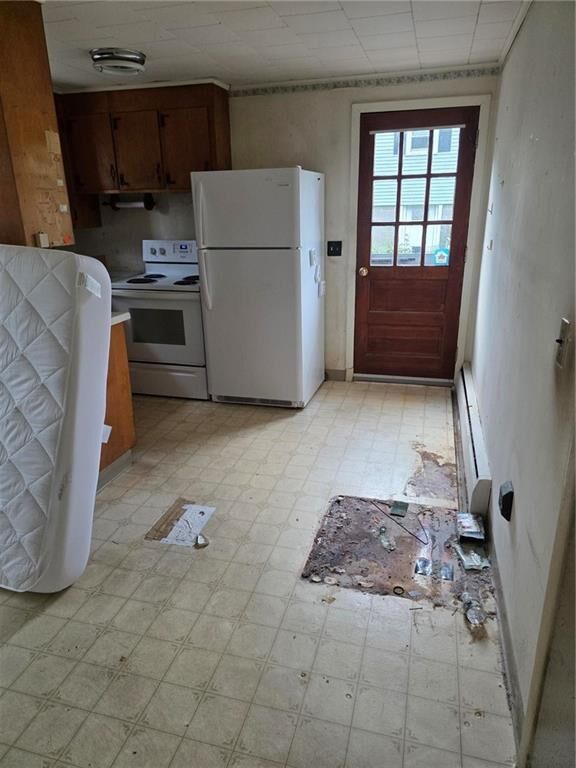 Property Photo:  39 Potter Hill Road  RI 02891 
