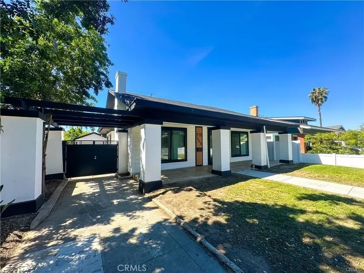 Property Photo:  715 N Zeyn  CA 92805 