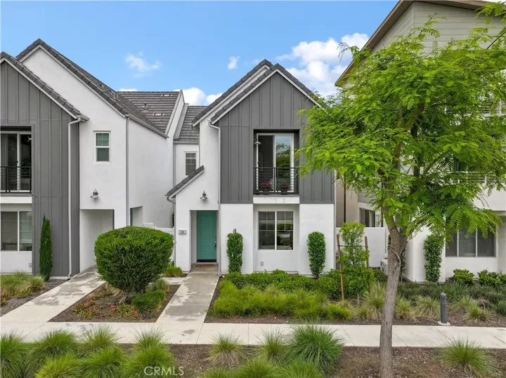 Property Photo:  134 Modjeska  CA 92618 