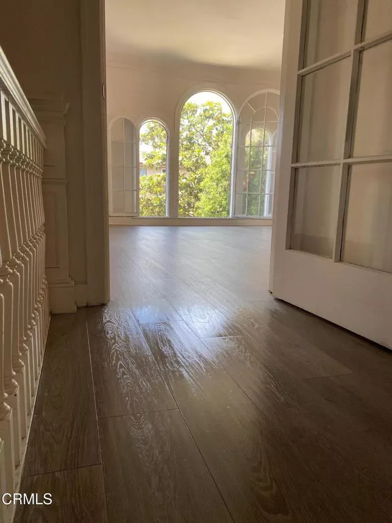 Property Photo:  232 S Berendo Street 2  CA 90004 
