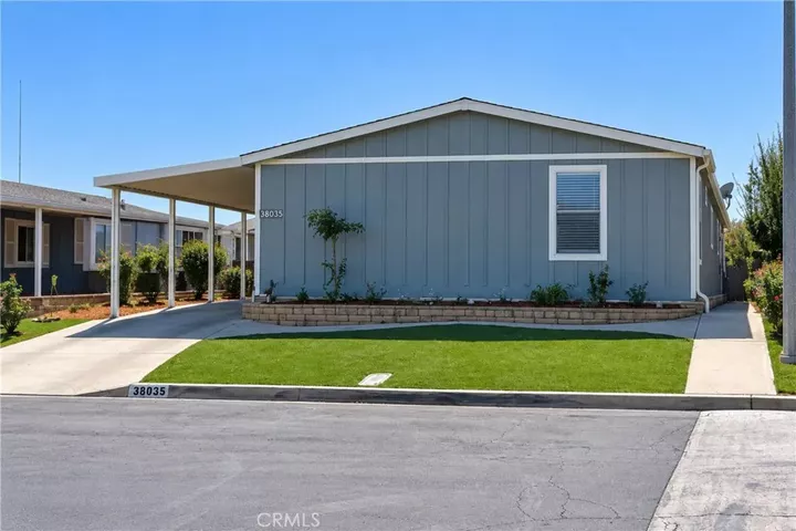 Property Photo:  38035 Via Del Largo  CA 92563 