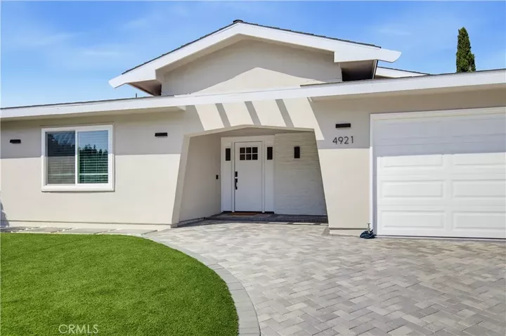 Property Photo: 4921 Golden Arrow Drive CA 90275