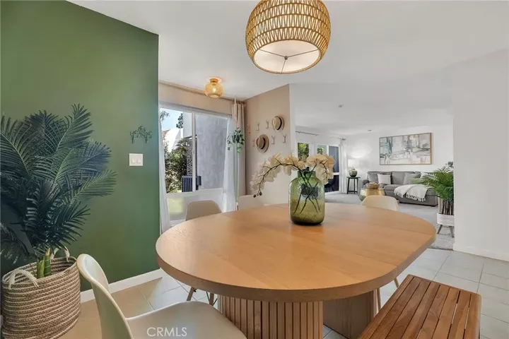 Property Photo: 814 Camino Real 101 CA 90277