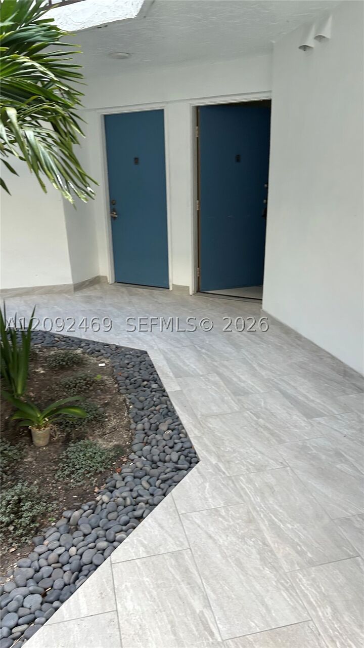 Property Photo: 9405 Fontainebleau Blvd 113-22 FL 33172